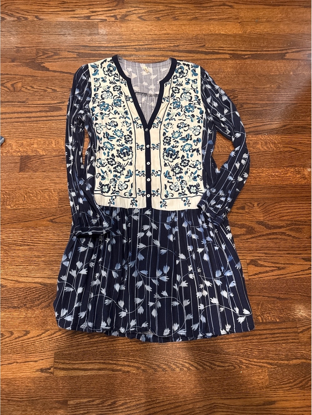 Anthropology Tiny Brand Long Sleeve Embroidered Dress Size Medium